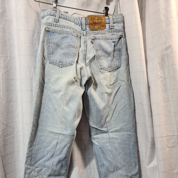 Ladies Levis 550 Stonewashed Blue Jeans size 31x32 ,acid washed, tapered legs - Picture 5 of 7
